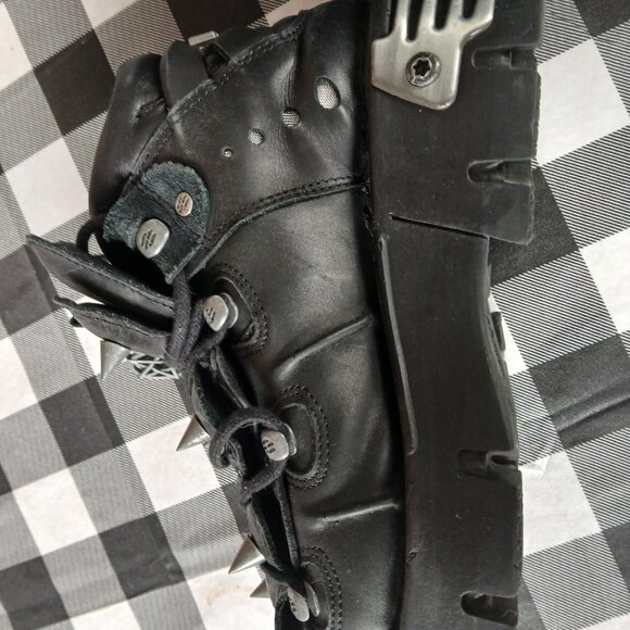 New Rock Black Leather Spiked Ankle Boots-110-S Euro size 40 US / 9.5 Womens US - Picture 4 of 14